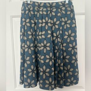 Women’s LulaRoe flare pocket skirt
